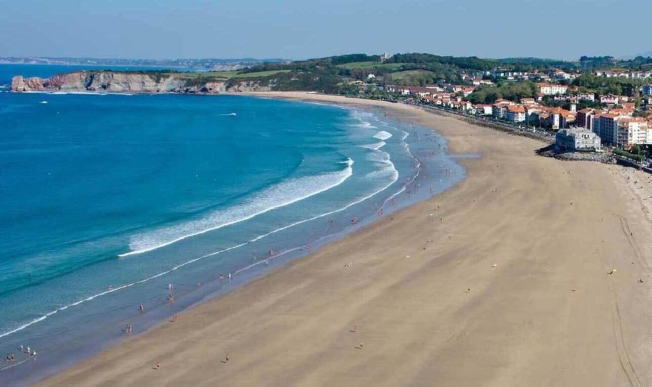 Appartement En Premiere Ligne De Plage Hendaye Exterior foto